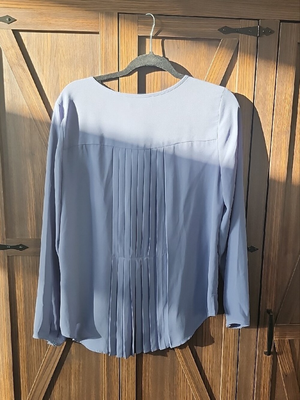 Banana Republic Light Blue Pintuck-Front Long Sleeve Blouse - Picture 4 of 12